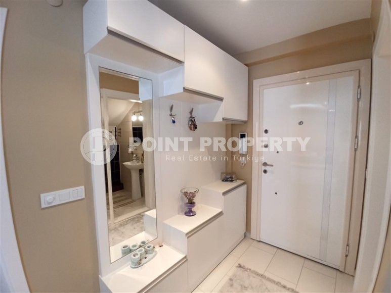 Panoramic two-level apartment on the first line from the sea in a prestigious area of Alanya - Kestel-id-5617-photo-11