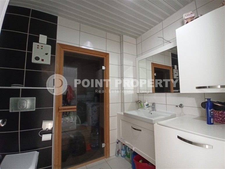 Panoramic two-level apartment on the first line from the sea in a prestigious area of Alanya - Kestel-id-5617-photo-13