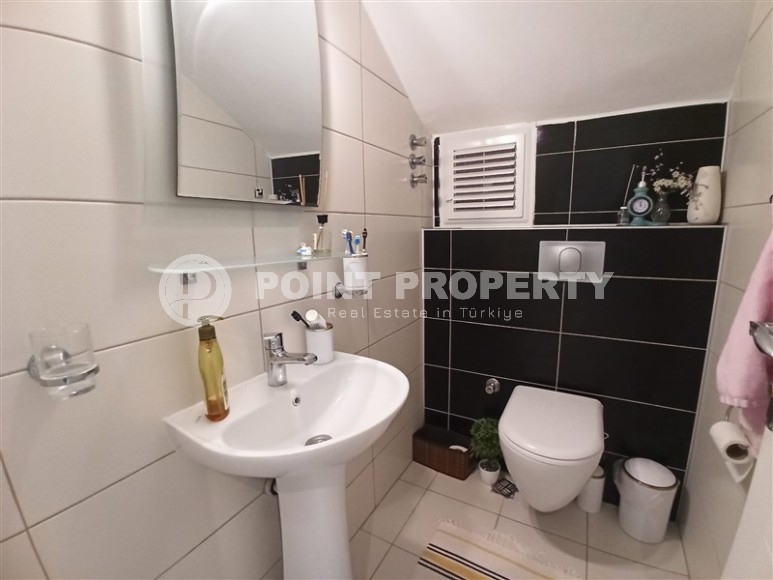 Panoramic two-level apartment on the first line from the sea in a prestigious area of Alanya - Kestel-id-5617-photo-14