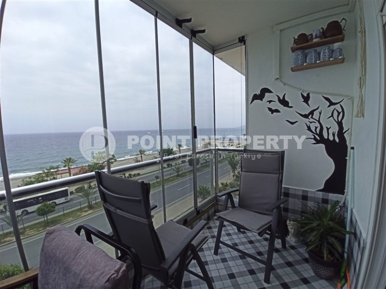 Panoramic two-level apartment on the first line from the sea in a prestigious area of Alanya - Kestel-id-5617-photo-17