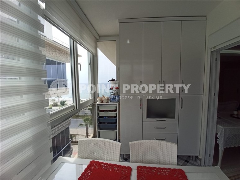 Panoramic two-level apartment on the first line from the sea in a prestigious area of Alanya - Kestel-id-5617-photo-19