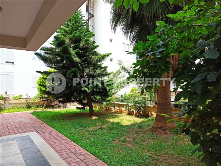 Panoramic two-level apartment on the first line from the sea in a prestigious area of Alanya - Kestel-id-5617-photo-23