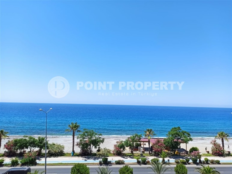 Panoramic two-level apartment on the first line from the sea in a prestigious area of Alanya - Kestel-id-5617-photo-26