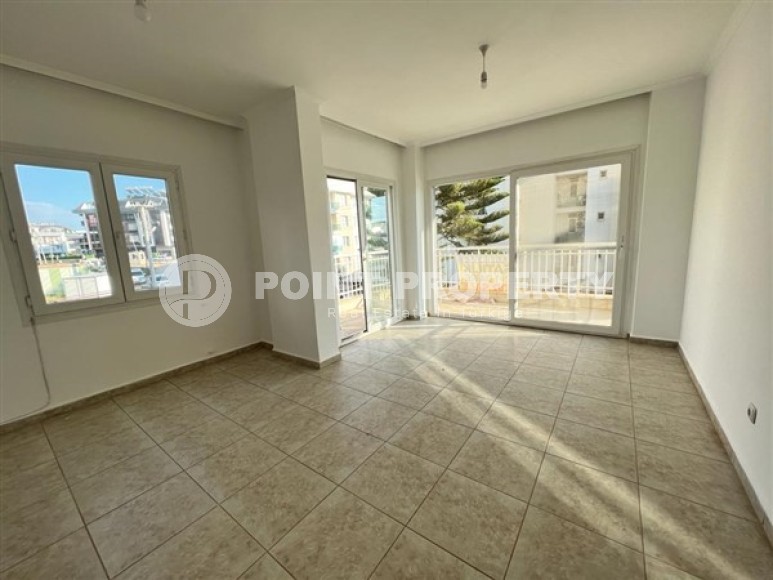 Апартаменты в 1400 метрах от моря, подходящие для получения статуса резидента Турции-id-5625-фото-2