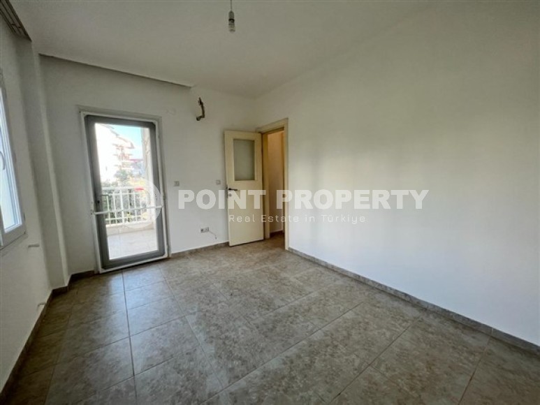 Апартаменты в 1400 метрах от моря, подходящие для получения статуса резидента Турции-id-5625-фото-4