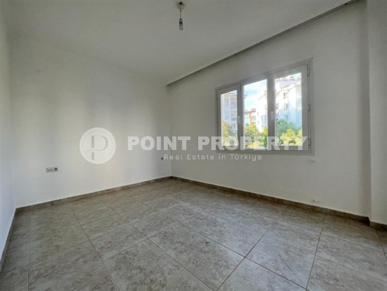 Апартаменты в 1400 метрах от моря, подходящие для получения статуса резидента Турции-id-5625-фото-5