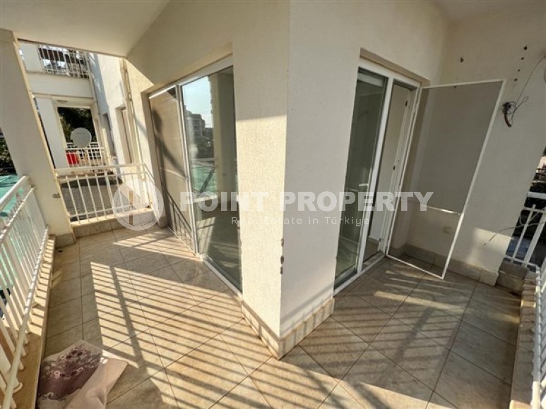 Апартаменты в 1400 метрах от моря, подходящие для получения статуса резидента Турции-id-5625-фото-8