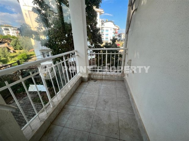 Апартаменты в 1400 метрах от моря, подходящие для получения статуса резидента Турции-id-5625-фото-9