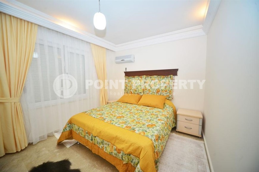 Отдельно стоящая трехэтажная вилла с бассейном и садом, в 100 метрах от моря-id-5627-фото-8