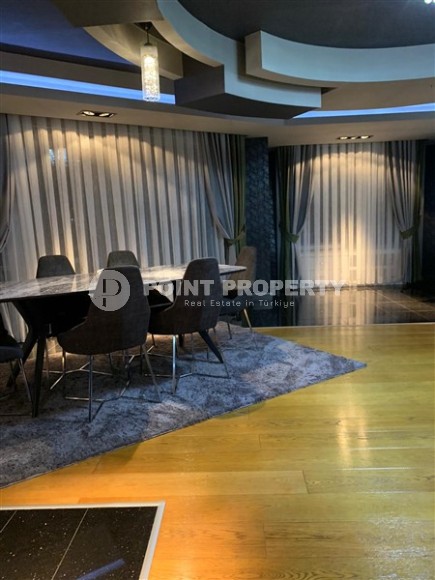 Elite apartments with luxurious designer design, exclusive furniture and the latest household appliances-id-5630-photo-3