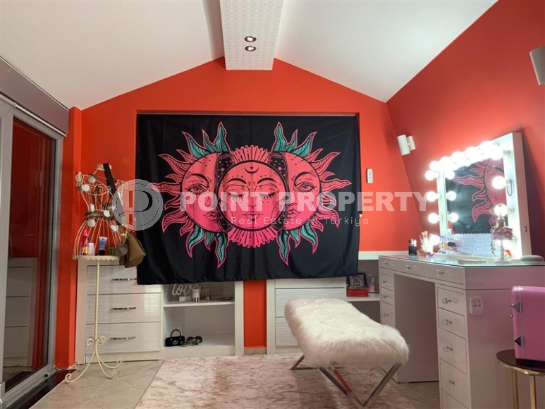 Elite apartments with luxurious designer design, exclusive furniture and the latest household appliances-id-5630-photo-5