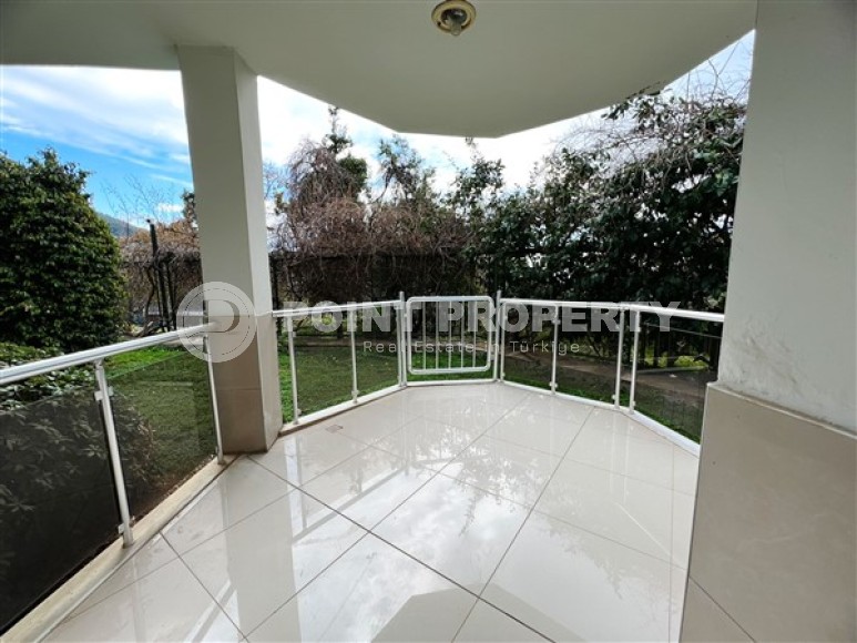 Comfortable bright duplex 3+1, with a total area of 165 m2, in the elite area of Alanya - Tepe-id-5632-photo-12
