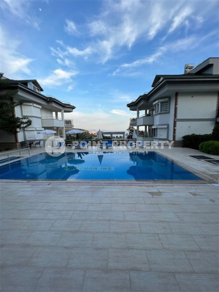 Comfortable bright duplex 3+1, with a total area of 165 m2, in the elite area of Alanya - Tepe-id-5632-photo-18