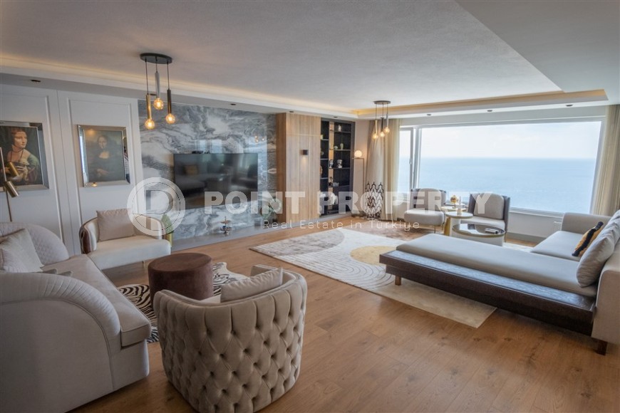 Роскошная двухуровневая квартира на самом берегу Средиземного моря, в престижном районе Анталии - Лара-id-5638-фото-2