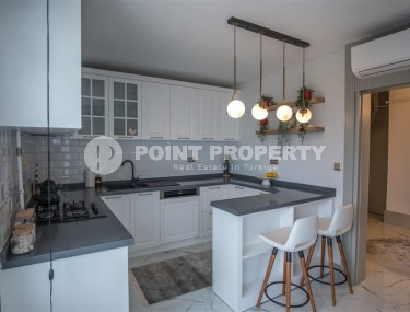 Роскошная двухуровневая квартира на самом берегу Средиземного моря, в престижном районе Анталии - Лара-id-5638-фото-4