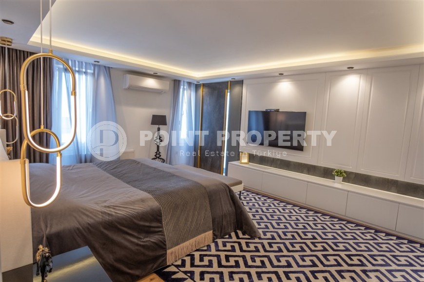 Роскошная двухуровневая квартира на самом берегу Средиземного моря, в престижном районе Анталии - Лара-id-5638-фото-12