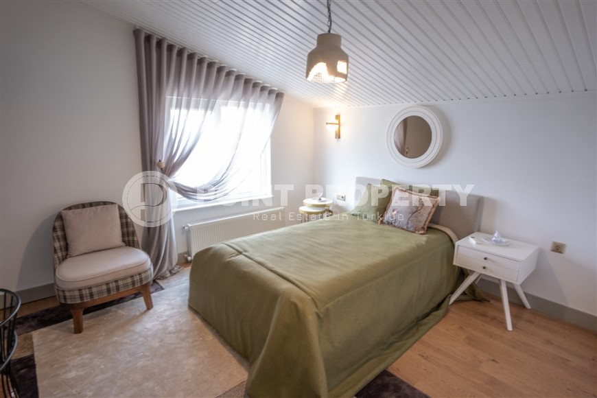 Роскошная двухуровневая квартира на самом берегу Средиземного моря, в престижном районе Анталии - Лара-id-5638-фото-13