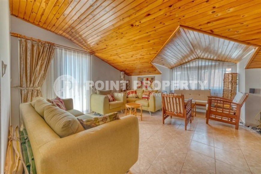 Панорамная двухуровневая квартира 3+1, общей площадью 250 м2, в центре района Тосмур-id-5640-фото-10