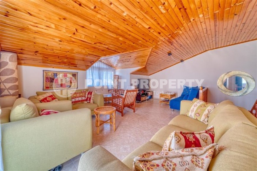 Панорамная двухуровневая квартира 3+1, общей площадью 250 м2, в центре района Тосмур-id-5640-фото-11