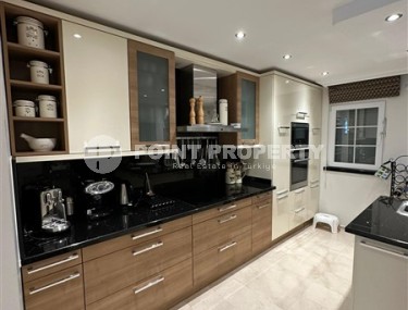 Комфортабельная трехэтажная вилла  3+1, общей площадью 180 м2, в полутора километрах от моря-id-5645-фото-3