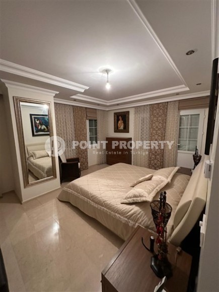 Комфортабельная трехэтажная вилла  3+1, общей площадью 180 м2, в полутора километрах от моря-id-5645-фото-5