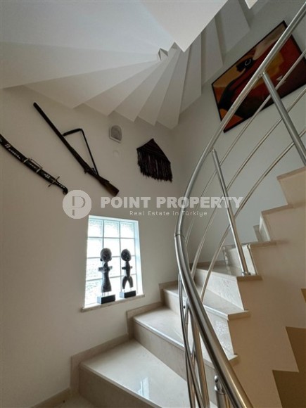 Комфортабельная трехэтажная вилла  3+1, общей площадью 180 м2, в полутора километрах от моря-id-5645-фото-8