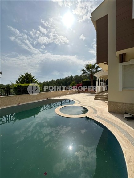 Комфортабельная трехэтажная вилла  3+1, общей площадью 180 м2, в полутора километрах от моря-id-5645-фото-24