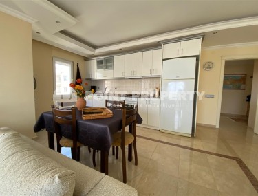 Просторная квартира с двумя спальными комнатами, в 50 метрах от моря.-id-5646-фото-3