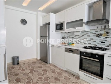 Просторная квартира с одной спальной комнатой в центре спокойного, комфортабельного района Аланьи - Тосмур-id-5647-фото-3