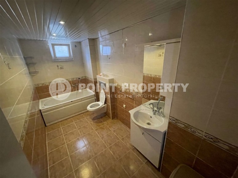 Apartment with a laconic design, all necessary furniture and household appliances, within walking distance from the center of Mahmutlar-id-5650-photo-7