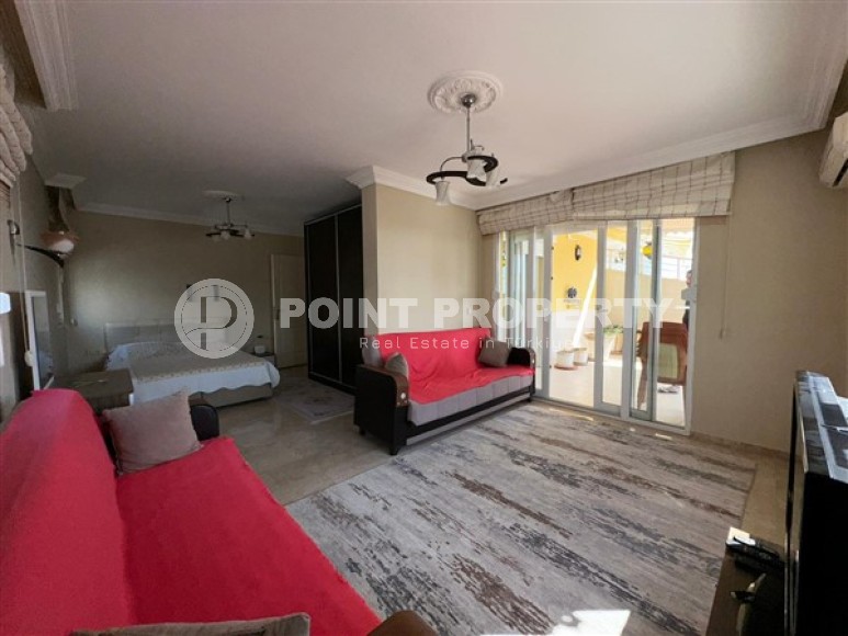 Spacious duplex apartment 4+1, on the 6th floor with attic, in the modern area of Alanya - Mahmutlar-id-5651-photo-8