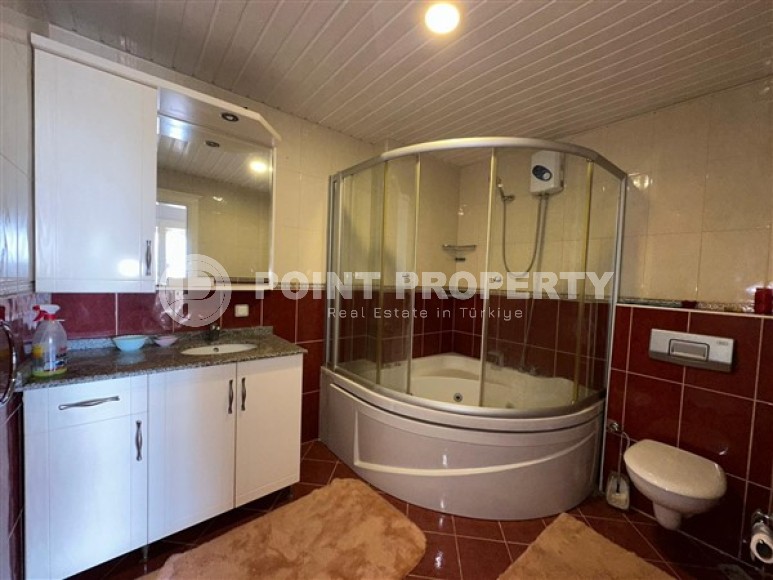 Spacious duplex apartment 4+1, on the 6th floor with attic, in the modern area of Alanya - Mahmutlar-id-5651-photo-10