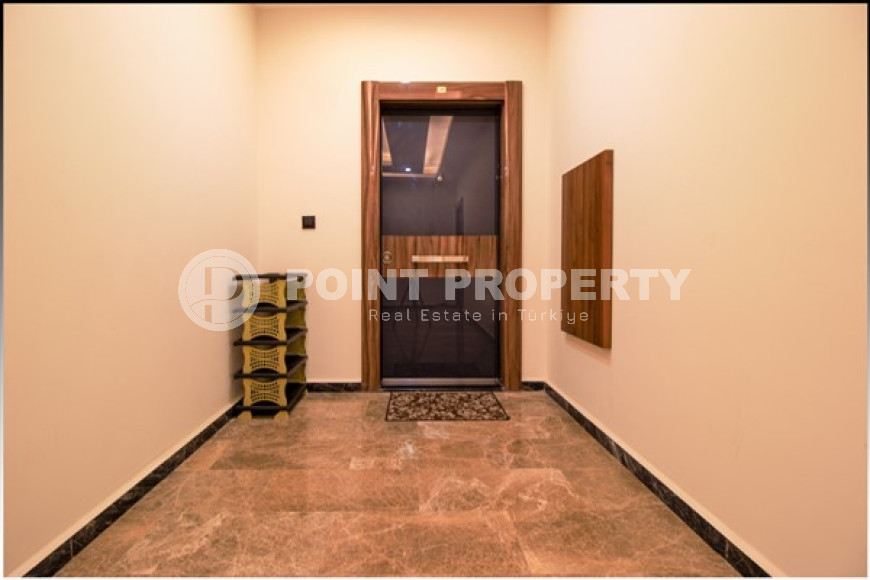 Linear apartment 4+1, 210 m² with separate kitchen in Mahmutlar area, Alanya, 750m from the coast-id-1445-photo-5