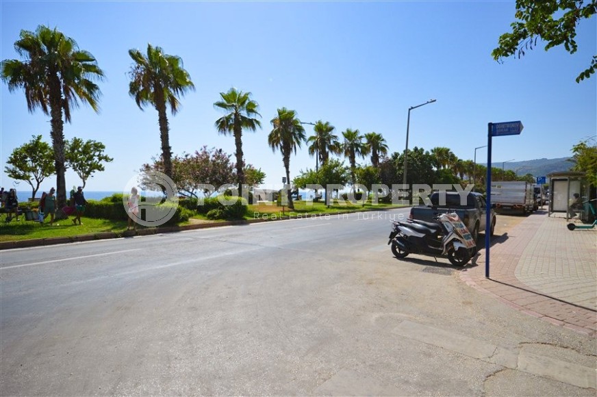 Комфортабельная квартира, с качественным ремонтом, новой мебелью и бытовой техникой, на самом берегу Средиземного моря-id-5661-фото-20