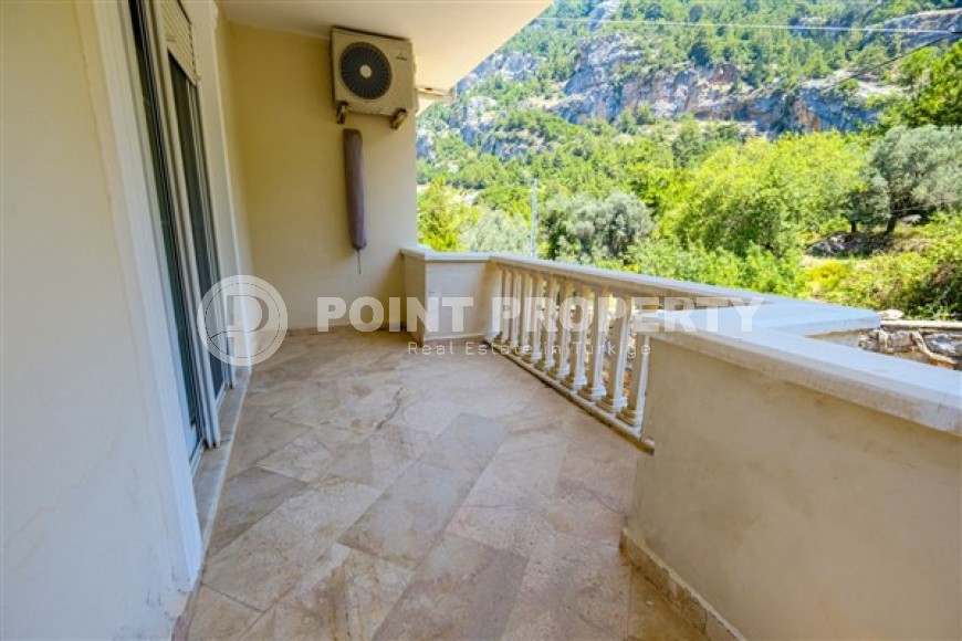 Просторная светлая квартира с современным дизайном, в трех с половиной километрах от моря, в престижном районе Аланьи - Бекташ-id-5668-фото-13