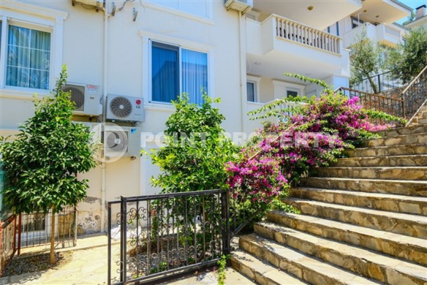 Просторная светлая квартира с современным дизайном, в трех с половиной километрах от моря, в престижном районе Аланьи - Бекташ-id-5668-фото-15