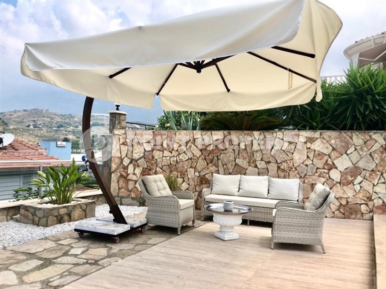 Вилла от собственника на срочной продаже со стильным скандинавским ремонтом и красивой дорогой мебелью.-id-5560-фото-11