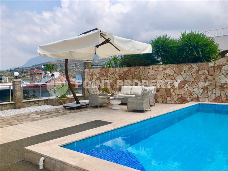 Вилла от собственника на срочной продаже со стильным скандинавским ремонтом и красивой дорогой мебелью.-id-5560-фото-12