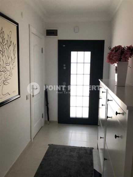 Вилла от собственника на срочной продаже со стильным скандинавским ремонтом и красивой дорогой мебелью.-id-5560-фото-13