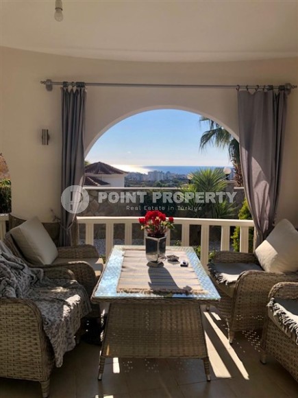 Вилла от собственника на срочной продаже со стильным скандинавским ремонтом и красивой дорогой мебелью.-id-5560-фото-15