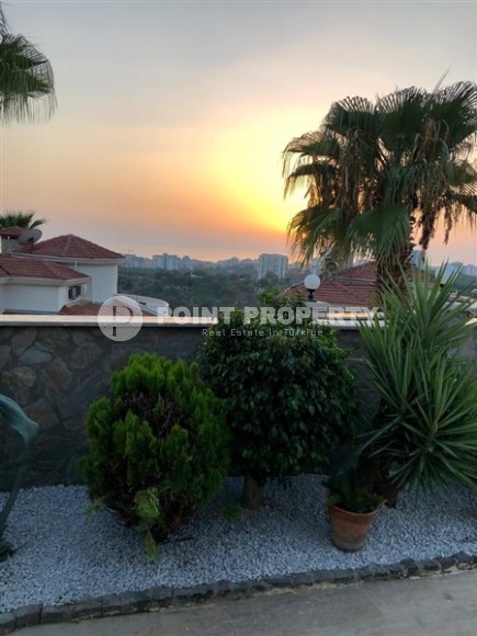 Вилла от собственника на срочной продаже со стильным скандинавским ремонтом и красивой дорогой мебелью.-id-5560-фото-17