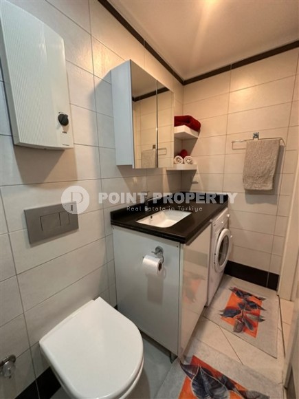 Compact furnished apartment 300 meters from the beach and promenade-id-5681-photo-6