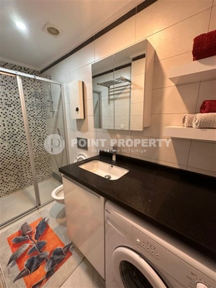 Compact furnished apartment 300 meters from the beach and promenade-id-5681-photo-7