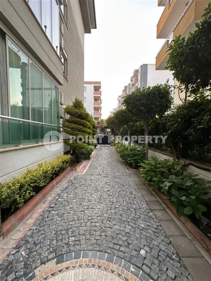 Compact furnished apartment 300 meters from the beach and promenade-id-5681-photo-13