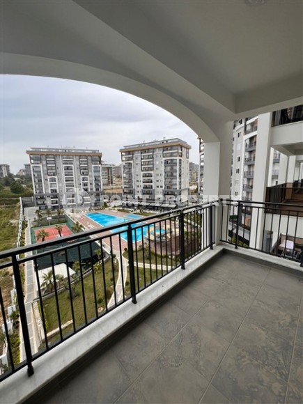 Квартира с чистовой отделкой в новом жилом комплексе, введенном в эксплуатацию в 2022 году-id-5682-фото-7