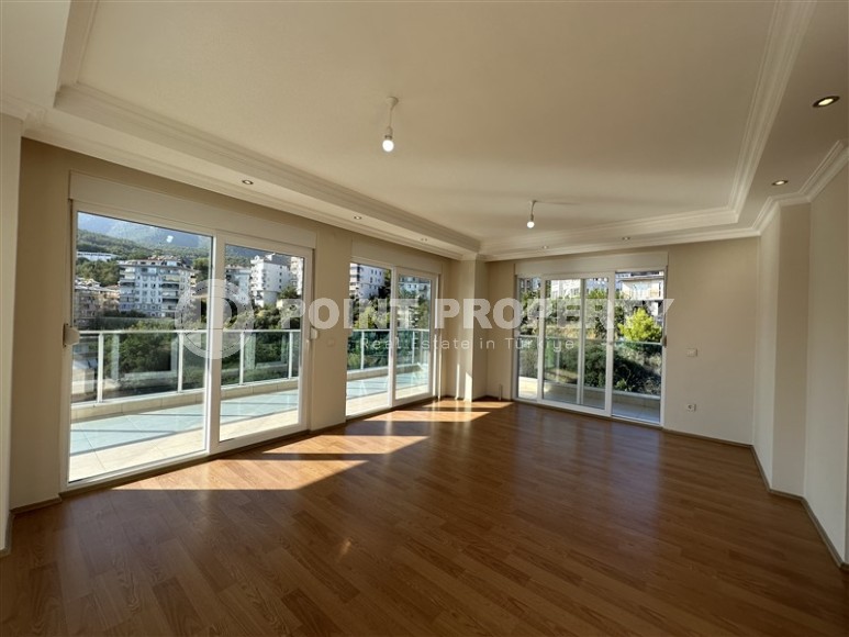 Spacious panoramic apartment on the 7th floor, in a residential complex built in 2016-id-5683-photo-3