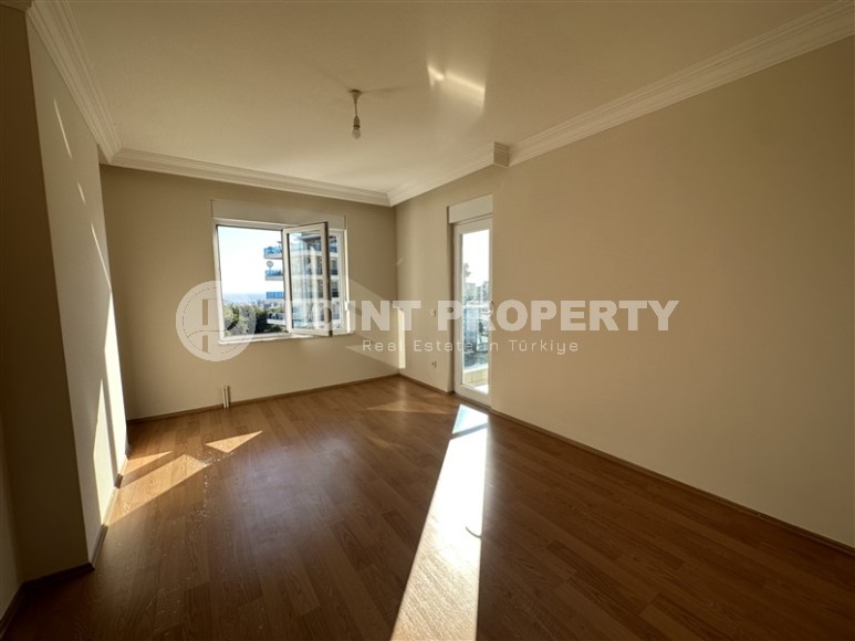 Spacious panoramic apartment on the 7th floor, in a residential complex built in 2016-id-5683-photo-8