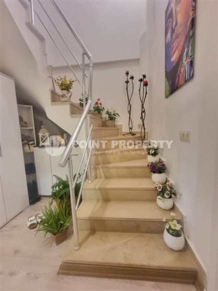 Комфортабельная уютная квартира 3+1, общей площадью 150 м2, на 3-м этаже с мансардой, в живописной районе Аланьи - Каргыджак-id-5685-фото-6