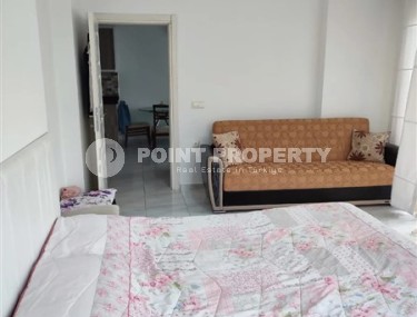 Budget furnished apartment, on the 4th floor in a residence built in 2010-id-5686-photo-4