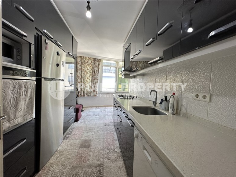 Просторная светлая квартира 3+1, общей площадью 150 м2, на 2-м этаже в доме 2010 года постройки-id-5689-фото-4